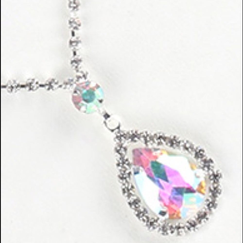 NWT Rhinestone / Crystal Black Necklace Set - Picture 4 of 4